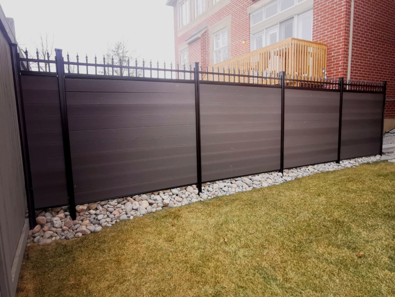 Composite Fence Boards Richmond Hill - Manufactured in Canada!